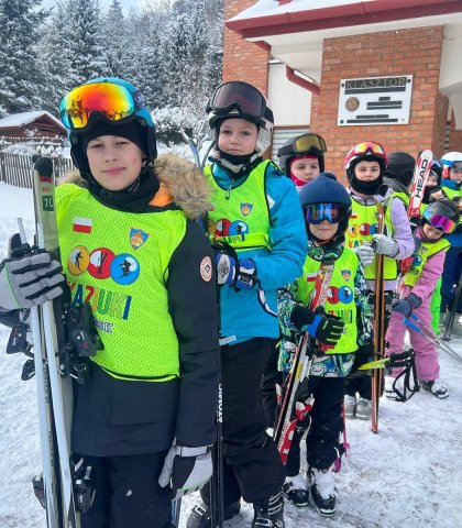 Biała szkoła w Korbielowie (13).jpg