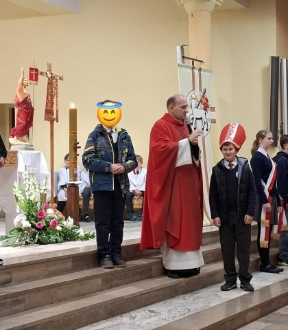 Eucharystia i uroczysta akademia (7).jpeg