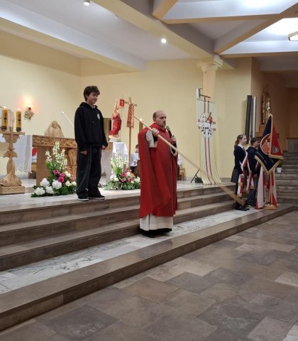 Eucharystia i uroczysta akademia (9).jpeg