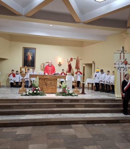 Eucharystia i uroczysta akademia (10).jpeg