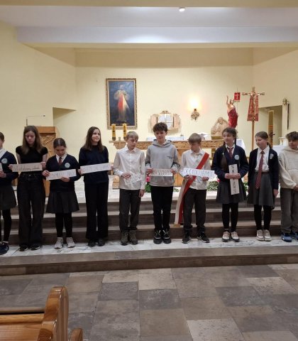 Eucharystia i uroczysta akademia (22).jpeg