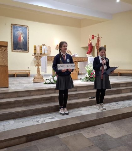 Eucharystia i uroczysta akademia (27).jpeg