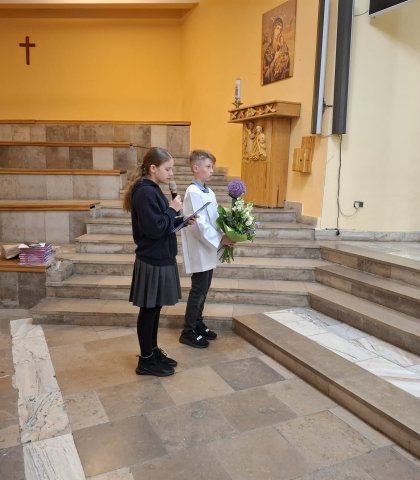 Pierwsza rocznica święceń ks. Grzegorza (1).jpeg