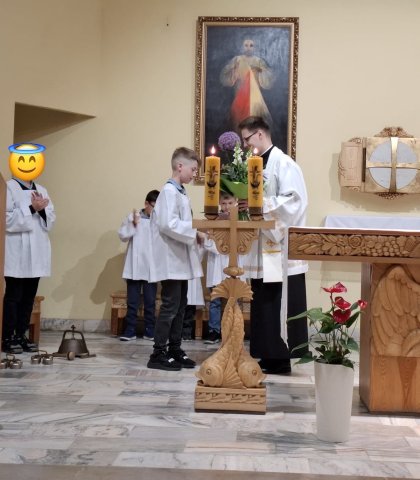 Pierwsza rocznica święceń ks. Grzegorza (3).jpeg