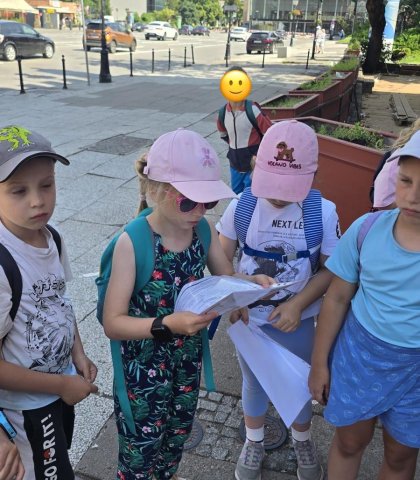 Klasa 1 na miejskiej przygodzie (8).jpeg