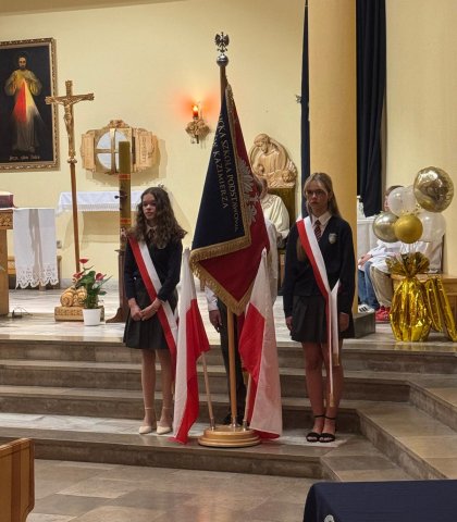 Pożegnanie tegorocznych absolwentów (6).jpeg