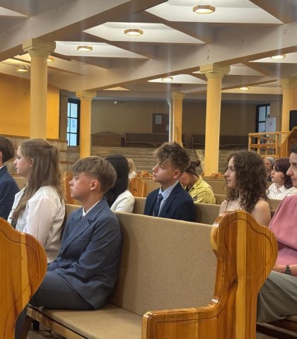Pożegnanie tegorocznych absolwentów (10).jpeg