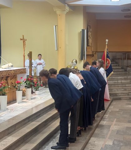 Pożegnanie tegorocznych absolwentów (14).jpeg