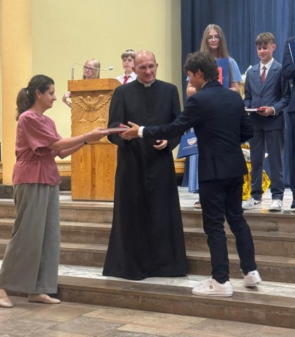 Pożegnanie tegorocznych absolwentów (61).jpeg