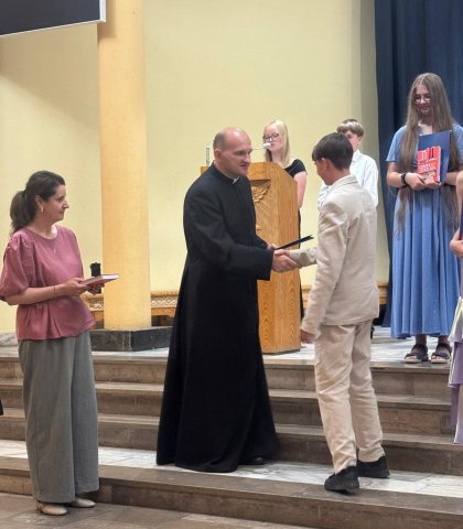 Pożegnanie tegorocznych absolwentów (63).jpeg