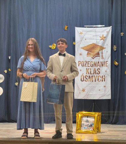 Pożegnanie tegorocznych absolwentów (68).jpeg