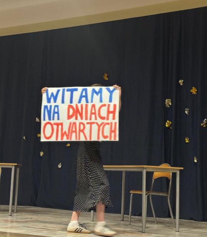 Pożegnanie tegorocznych absolwentów (79).jpeg