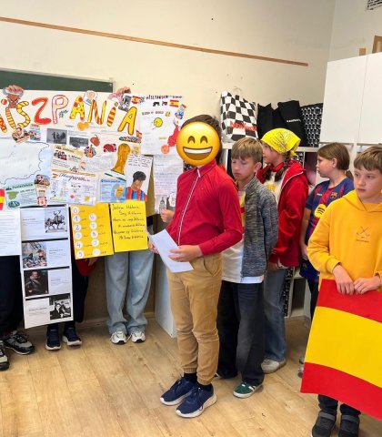 Dzień Języków Obcych w klasach V-VIII (2).jpeg