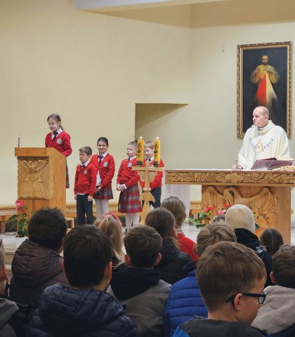 Poświęcenie różańców (7).jpg