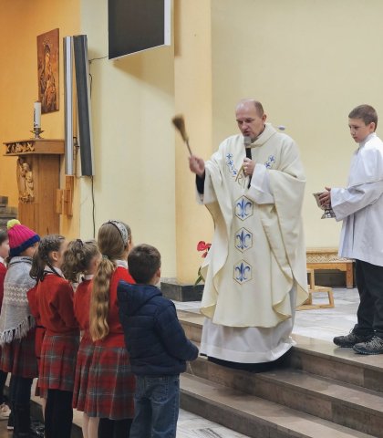 Poświęcenie różańców (11).jpg